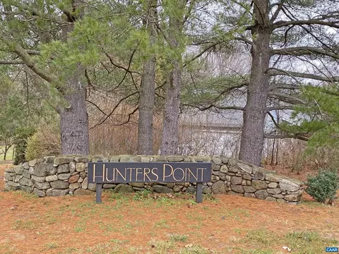 367 Hunters Pt, Nellysford, VA 22958
