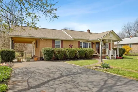 199 Jericho Rd, Fishersville, VA 22939