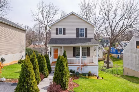 305 Hamrick St, Staunton, VA 24401