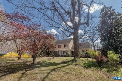 700 Bradford Ln, Earlysville, VA 22936