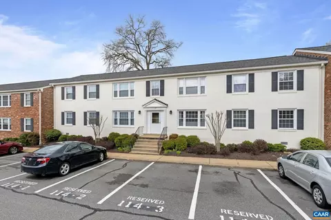 114 Hessian Hills Rdg #1, Charlottesville, VA 22901