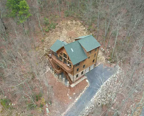 670 Rainier Rd, Mcgaheysville, VA 22840
