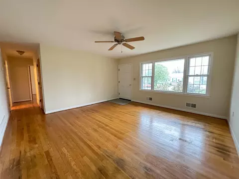 111 Devon Rd, Staunton, VA 24401 photo 10