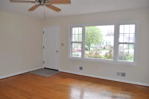 111 Devon Rd, Staunton, VA 24401 photo 11