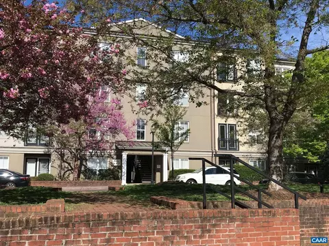 775 Walker Sq #4D, Charlottesville, VA 22903