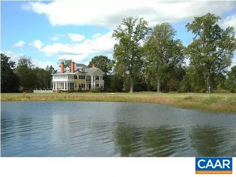 7281 Oak Hall Ln, Gloucester, VA 23061 photo 2