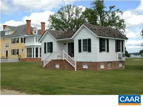7281 Oak Hall Ln, Gloucester, VA 23061 photo 4