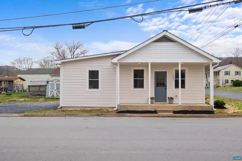 1501 2nd St, Waynesboro, VA 22980