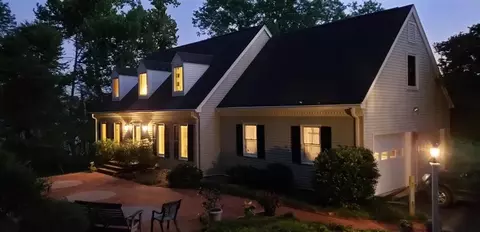 4800 Mahonia Dr, Charlottesville, VA 22911