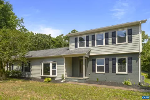 5978 S Rolling Rd S, Scottsville, VA 24590
