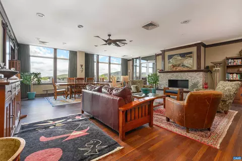 218 W Water St #601, Charlottesville, VA 22902