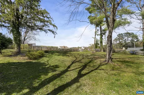 375 E Main St E, Orange, VA 22960 photo 13