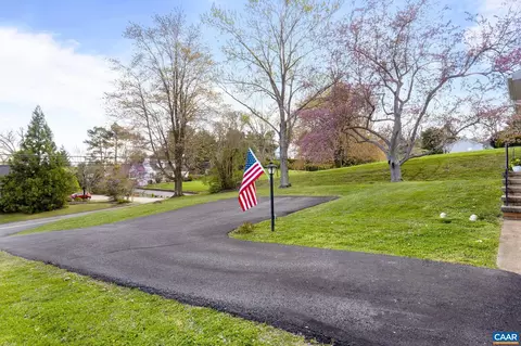 375 E Main St E, Orange, VA 22960 photo 6