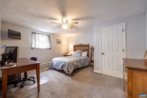 Bedroom - 124 Locust St, Amherst, VA 24521 photo 5 of 5