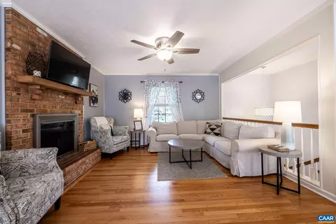 124 Locust St, Amherst, VA 24521 photo 13