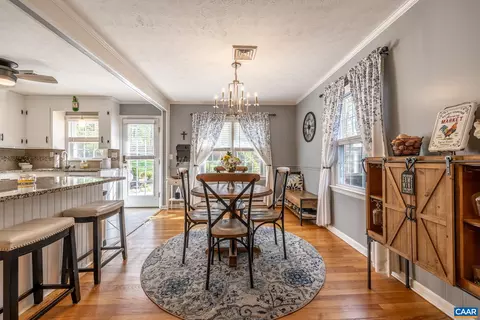 124 Locust St, Amherst, VA 24521 photo 12