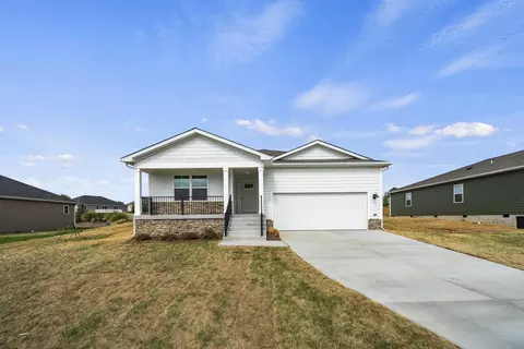 10 Pommel Ln, Lexington, VA 24450