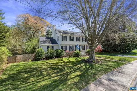 1405 Foxbrook Ln, Charlottesville, VA 22901