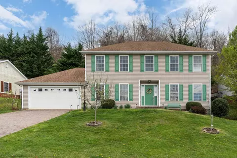705 Paul St, Staunton, VA 24401