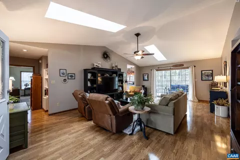 447 Jefferson Dr, Palmyra, VA 22963 photo 15