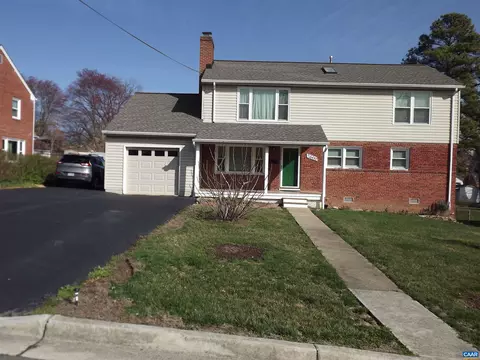 2600 Dawn Dr, Alexandria, VA 22306
