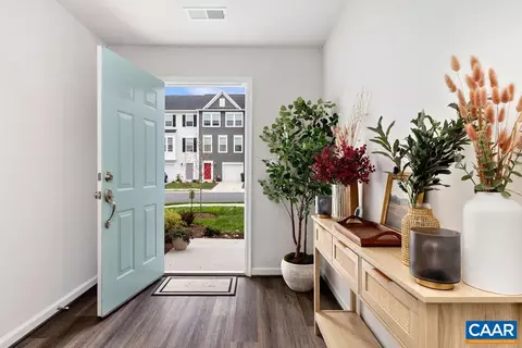 140 Cheshire Ln, Waynesboro, VA 22980