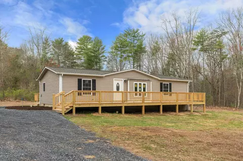 15 Bear Wallow Flat Ln, West Augusta, VA 24485