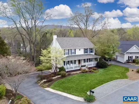 257 Starcrest Rd, Charlottesville, VA 22902