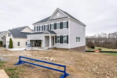 187 Windsor Dr, Fishersville, VA 22939
