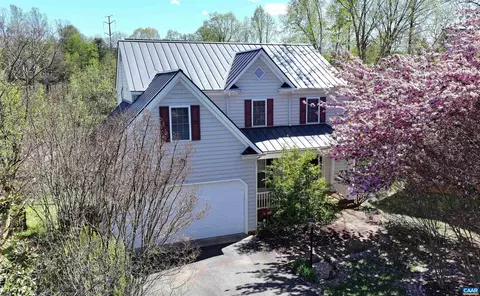 950 Canvas Back Dr, Charlottesville, VA 22903