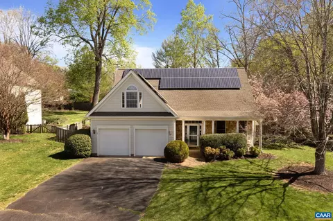 2370 N Chesterfield Ct, Charlottesville, VA 22911