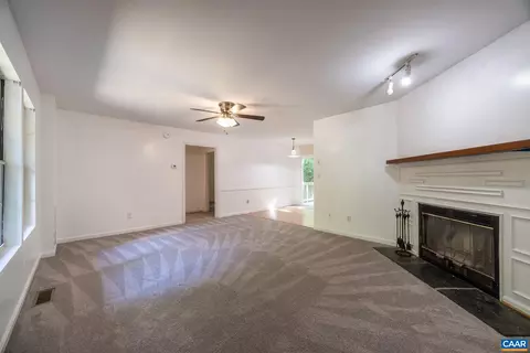 32 Jennings Dr, Palmyra, VA 22963 photo 4