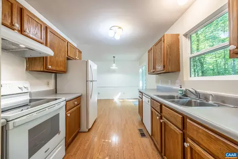 32 Jennings Dr, Palmyra, VA 22963 photo 6