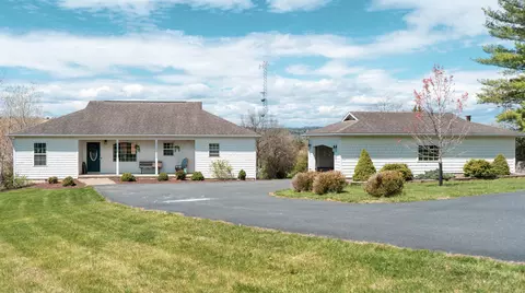 353 National Ave, Staunton, VA 24401