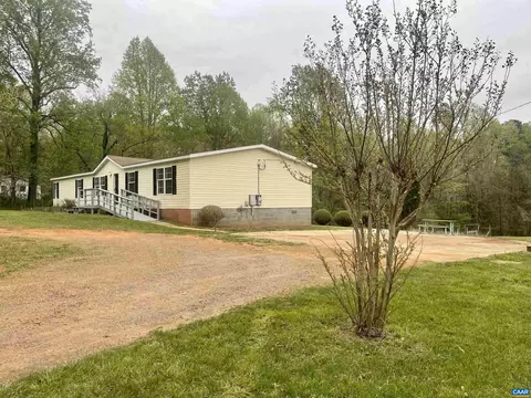 2817 Dawson Ln, Esmont, VA 22937
