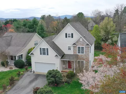 3055 Morewood Ln, Charlottesville, VA 22901