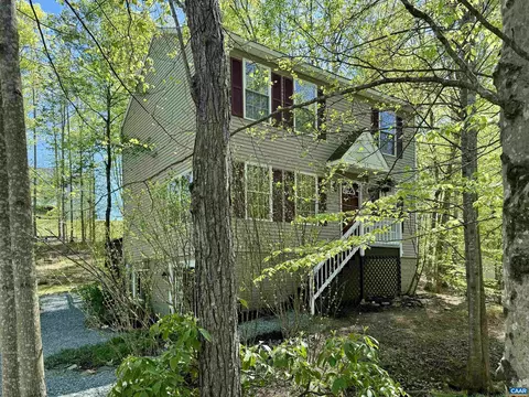 95 Riverside Dr, Palmyra, VA 22963 photo 2