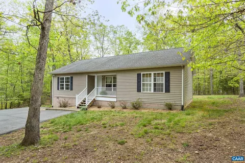 360 Jefferson Dr, Palmyra, VA 22963 photo 2