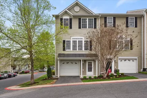 3205 Caroline Ct, Harrisonburg, VA 22801