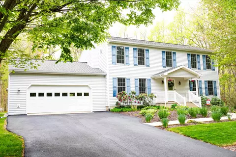 48 Springer Rd, Stuarts Draft, VA 24477