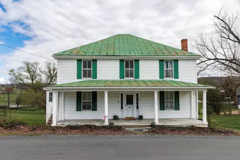 28 Hays Creek Rd, Brownsburg, VA 24415