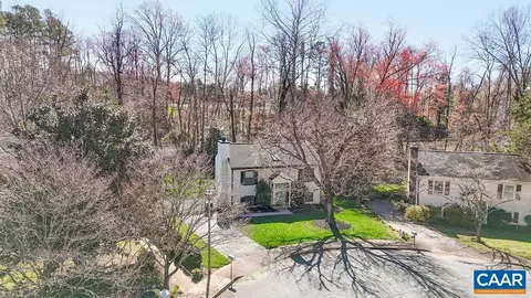 112 Greenbrier Ter, Charlottesville, VA 22901