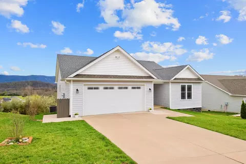 32 Mcilwee Ln, Staunton, VA 24401 photo 4
