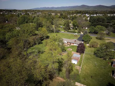3018 Hampton Dr, Waynesboro, VA 22980 photo 55