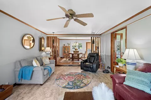 3018 Hampton Dr, Waynesboro, VA 22980 photo 11