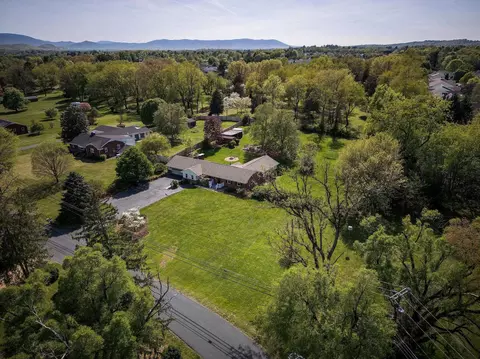 3018 Hampton Dr, Waynesboro, VA 22980 photo 54