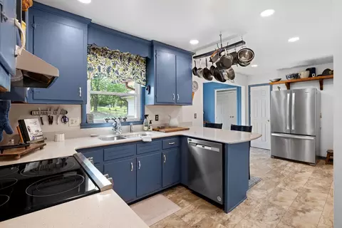 3018 Hampton Dr, Waynesboro, VA 22980 photo 16