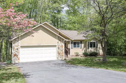 3103 Lanier Ln, Mcgaheysville, VA 22840