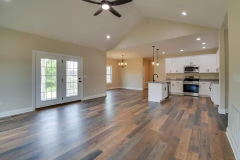 103 Fall Ridge Dr, Stuarts Draft, VA 24477 photo 14