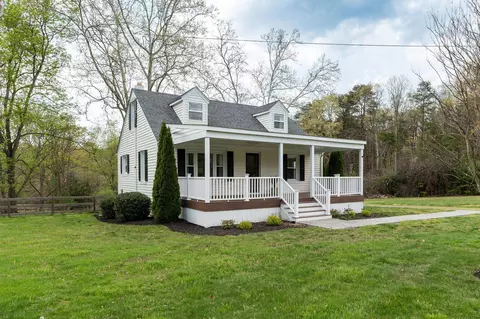 1628 Black Cat Rd, Keswick, VA 22947